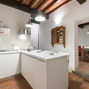  Apartamento Flr Casa Di Leo In Signoria Italia